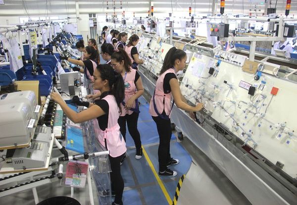 Afirman que no hay peligro para la industria maquiladora - ADN Paraguayo
