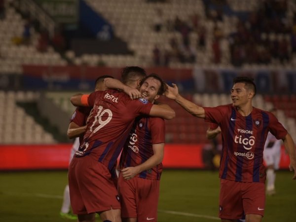 Cerro golea al Kelito y no le pierde pisada al Decano | Paraguay en Noticias