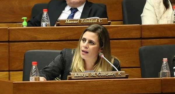 Buscarán modificar ley de presupuesto para recortar el salario a parlasurianos » Ñanduti