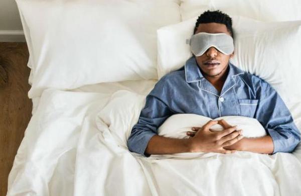 Inventan pijama inteligente que ayuda a tratar el insomnio - C9N