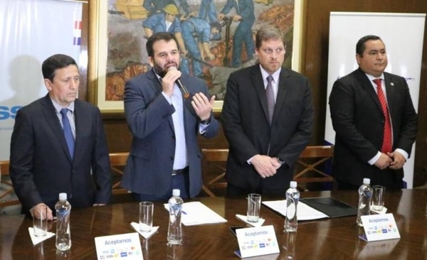 HOY / Essap habilita el pago de facturas con tarjetas en Centro de Atención al Cliente