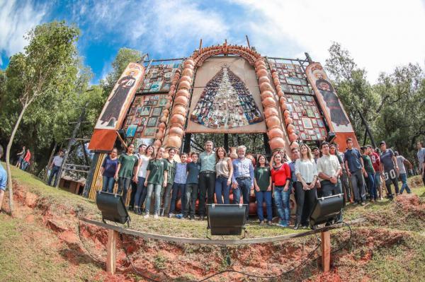 Presidente visita Tañarandy y hogar de ancianos de Misiones