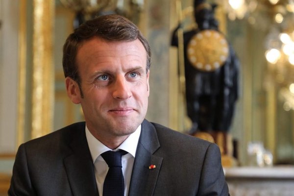 Macron comparte el “dolor de toda una nación” por el incendio de Notre Dame - Internacionales - ABC Color