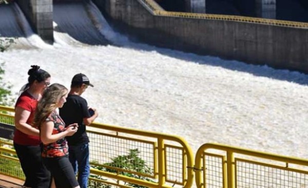 Atractivos de Itaipu abiertos en Semana Santa