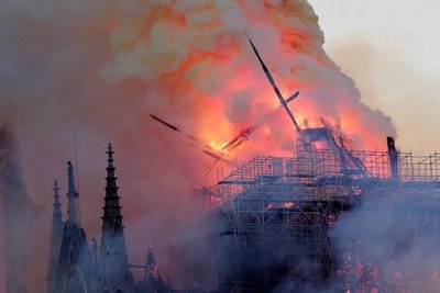 Unesco está “junto a Francia para restaurar y salvaguardar” Notre Dame | Paraguay en Noticias