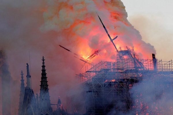 Unesco está “junto a Francia para restaurar y salvaguardar” Notre Dame | Paraguay en Noticias