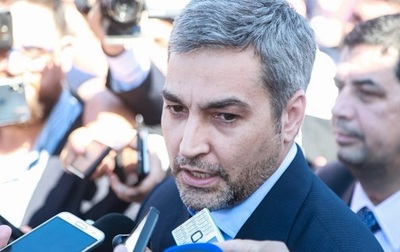 Abdo Benítez envía mensaje de apoyo al pueblo de Francia