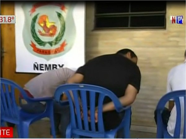 4 jóvenes detenidos en Ñemby tras asaltos, persecución y balacera