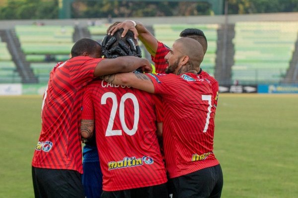 Sanción para los que se negaron a jugar | Paraguay en Noticias