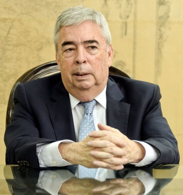 Itaipú: “A Paraguay nadie presiona”, asegura embajador Saguier Caballero - Edicion Impresa - ABC Color