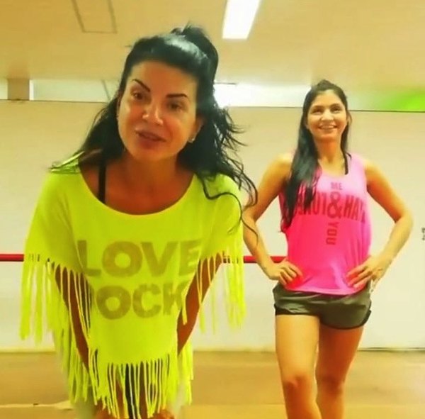 Con este baile homenajeó Lore a su papá Kichiro