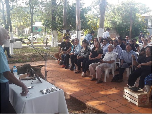 Víctimas de la dictadura conmemoran los 43 años de Pascua Dolorosa en Misiones | Paraguay en Noticias 
