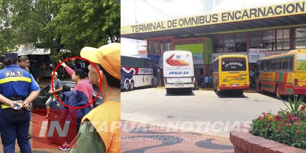 ROBAN A PASAJEROS AL BAJAR DE UN ÓMNIBUS EN LA TERMINAL.