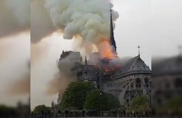 Donald Trump se ganó el odio del mundo por tuit sobre el incendio de Notre Dame - C9N