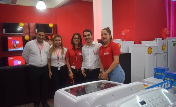 HOY / Electrofácil inaugura su segunda sucursal en Itauguá