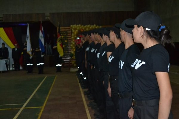 Juran nuevos bomberos en Independencia - Nacionales - ABC Color