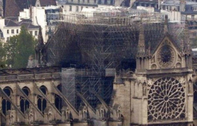 Historiador explicó qué supone la Catedral de Notre Dame para Francia - Radio 1000 AM