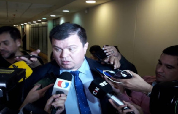 Amarilla pide investigar
