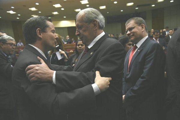 Martínez Simón promete celeridad y transparencia en su gestión | Paraguay en Noticias