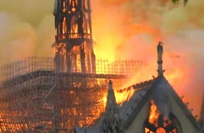 El peligro que significaba apagar el incendio de Notre Dame con aviones cisterna - C9N