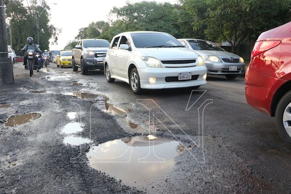 Asuncenos son flojos por no intervenir municipio, según Payo