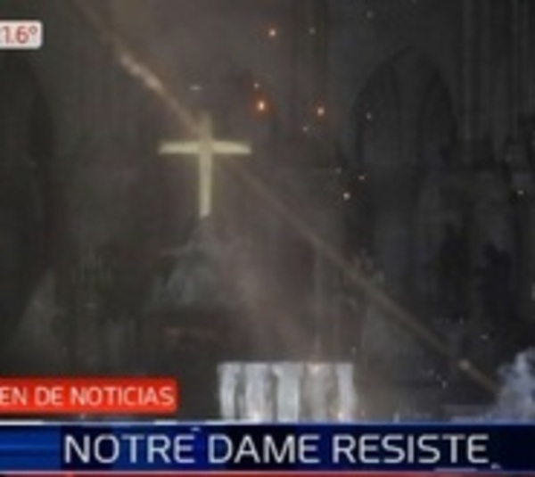 Presidente promete reconstruir catedral de Notre Dame en solo 5 años - Paraguay.com