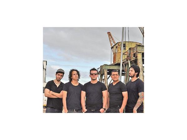 El rock suena con fuerza esta noche en la Manzana