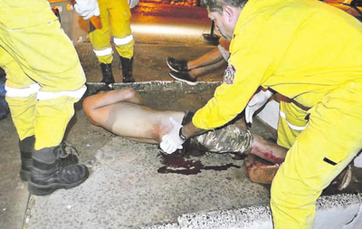 Hieren de una puñalada en la cadera a un joven | Diario Vanguardia 08