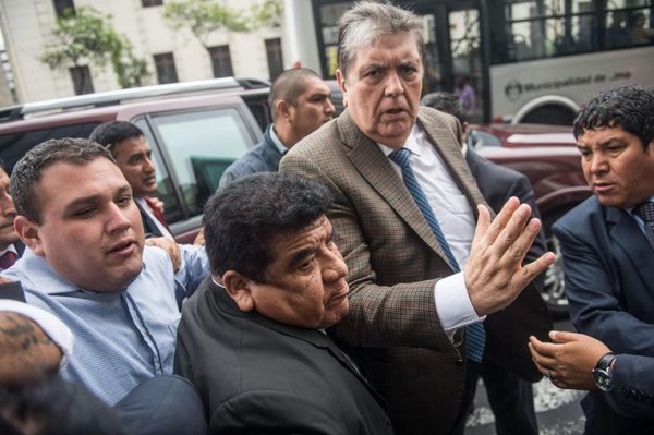 Expresidente Alan García se dispara en la cabeza | Paraguay en Noticias