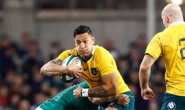 HOY / Echan a estrella del rugby de su selección por comentarios homófobos