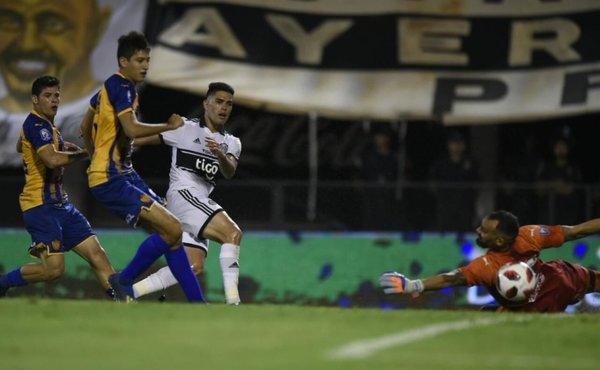 Cerro Porteño se frena y Olimpia aumenta ventaja - Fotos - ABC Color