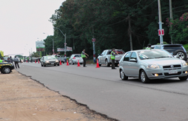 La ruta está bastante cargada, pero en un nivel controlable, dice titular de la Patrulla Caminera - Radio 1000 AM