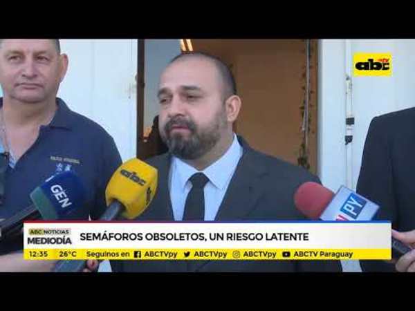 Semáforos obsoletos, un riesgo latente - Tv - ABC Color