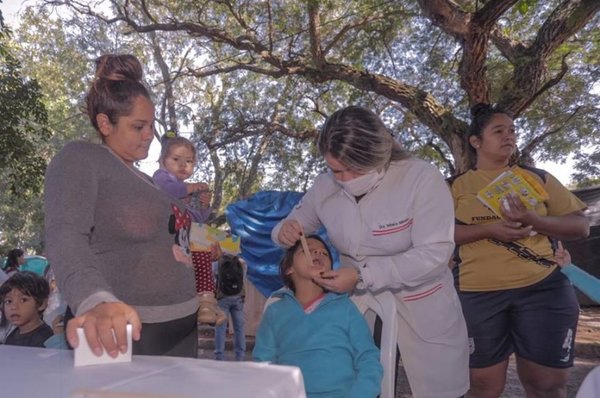 Salud asistió a damnificados de Villa Cangrejo - Nacionales - ABC Color