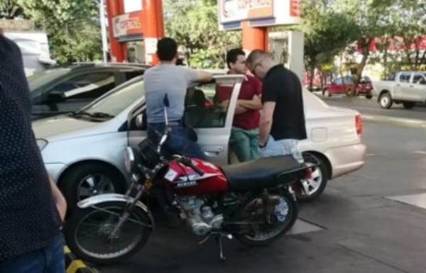 Detienen a exagente de la Senad - Radio 1000 AM