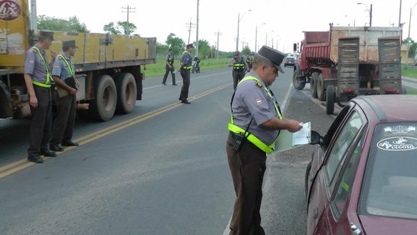 Operativo Semana Santa: Caminera pide portar todas las documentaciones - ADN Paraguayo