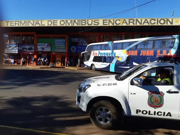 ANTE HECHOS DELICTIVOS Y GRAN MOVIMIENTO, REFUERZAN SEGURIDAD EN LA TERMINAL