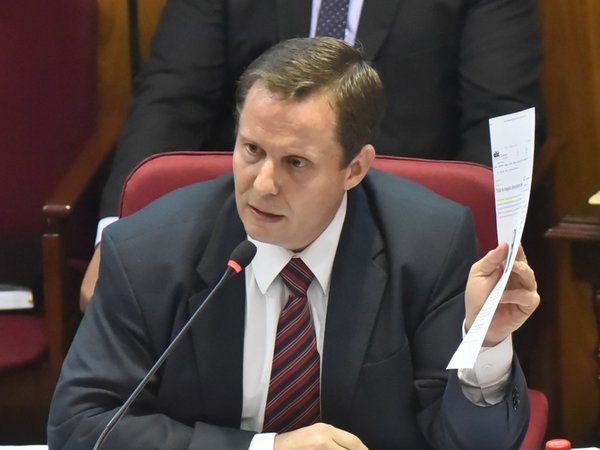 Para Martínez Simón, las declaraciones juradas deben ser públicas