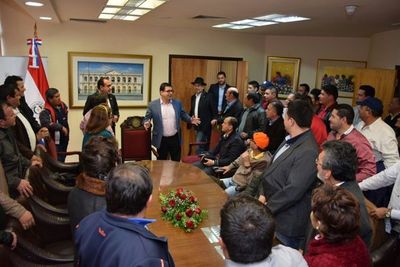 Hugo Velázquez: "los diputados no vamos a permitir que se haga una injusticia". Tema intervención CDE. - Churero.com