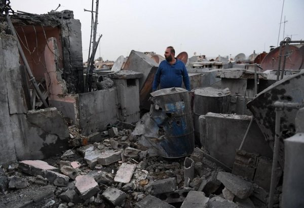 Al menos 8 personas mueren en ataque contra un campo de desplazados en Siria - Internacionales - ABC Color
