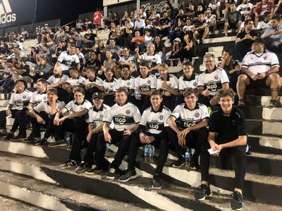 Australianos fueron a ver a Olimpia