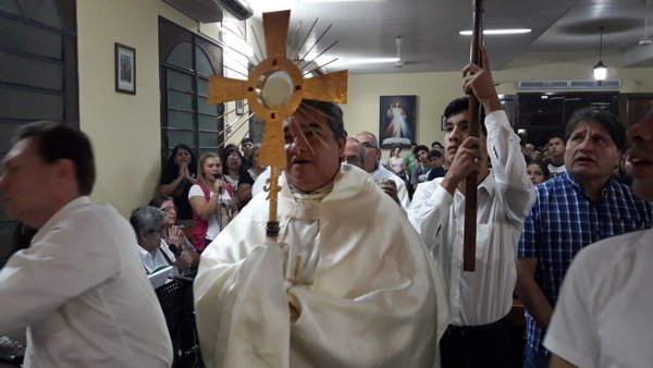 Católicos dan apertura al triduo pascual | Paraguay en Noticias