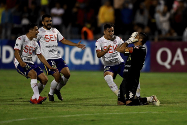 Unión Española avanza en penales - Deportes - ABC Color