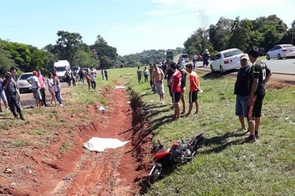 Hermanas mueren tras ser embestidas por un bus