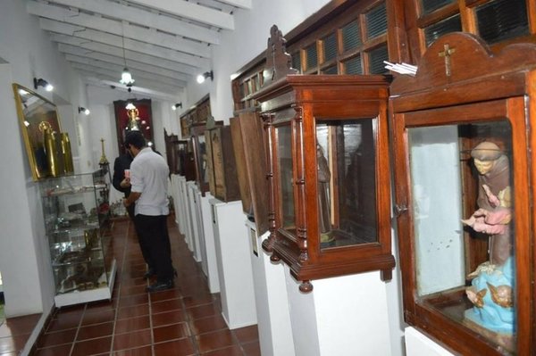 Exposición recuerda influencia indígena en la Semana Santa - Nacionales - ABC Color