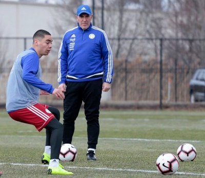 El gesto de Almirón - Deportes - ABC Color