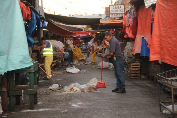 Municipalidad de Asunción realiza trabajos de limpieza y reacondicionamiento » Ñanduti