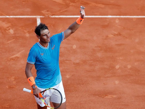 Nadal evita el naufragio