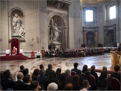 Predicador papal pide a religiones no ser indiferentes a la pobreza