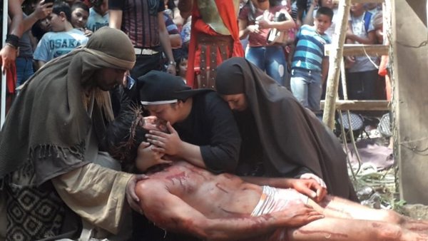 Emotivo y multitudinario Vía Crucis en Atyrá | Paraguay en Noticias